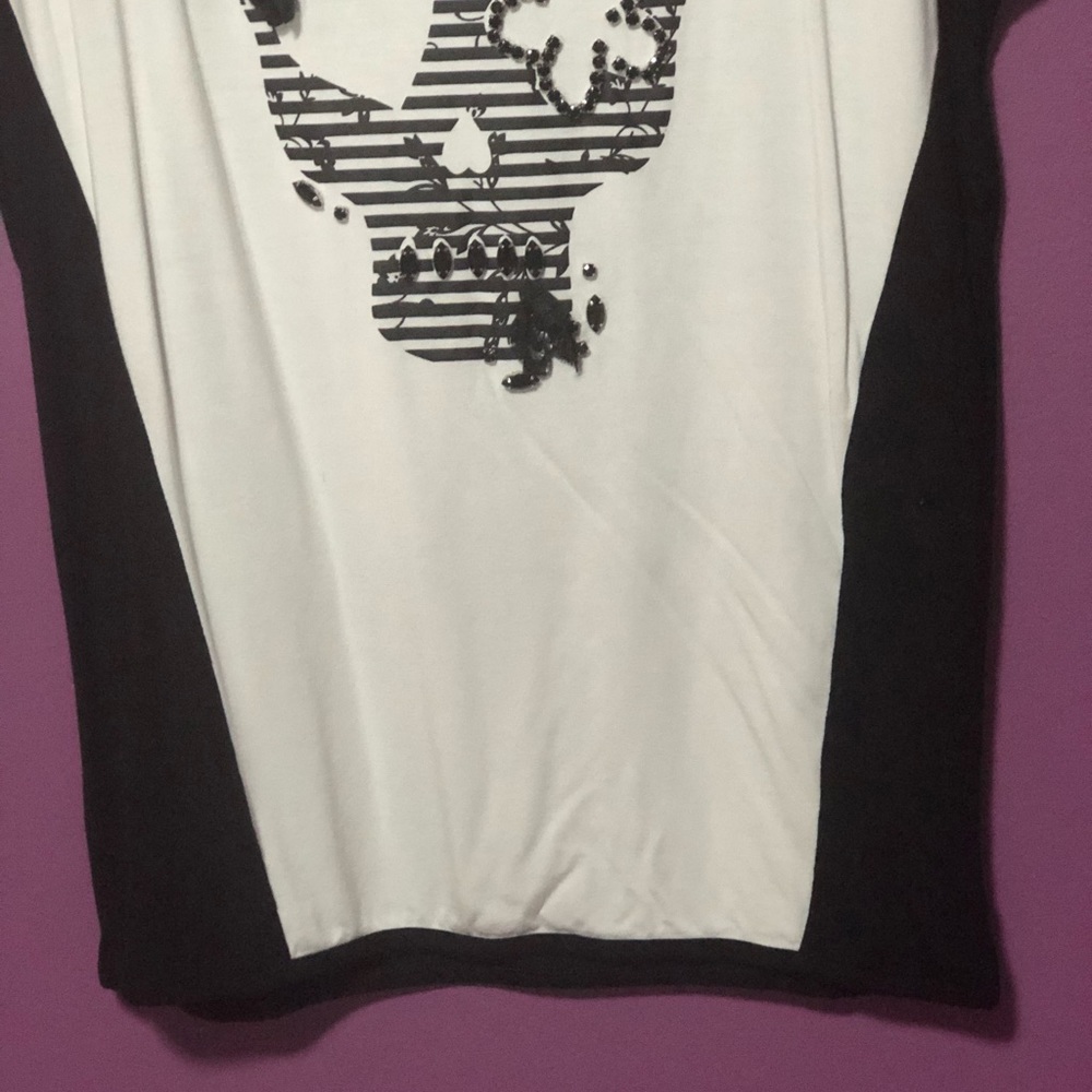 Shirt - Picture 3 of 4